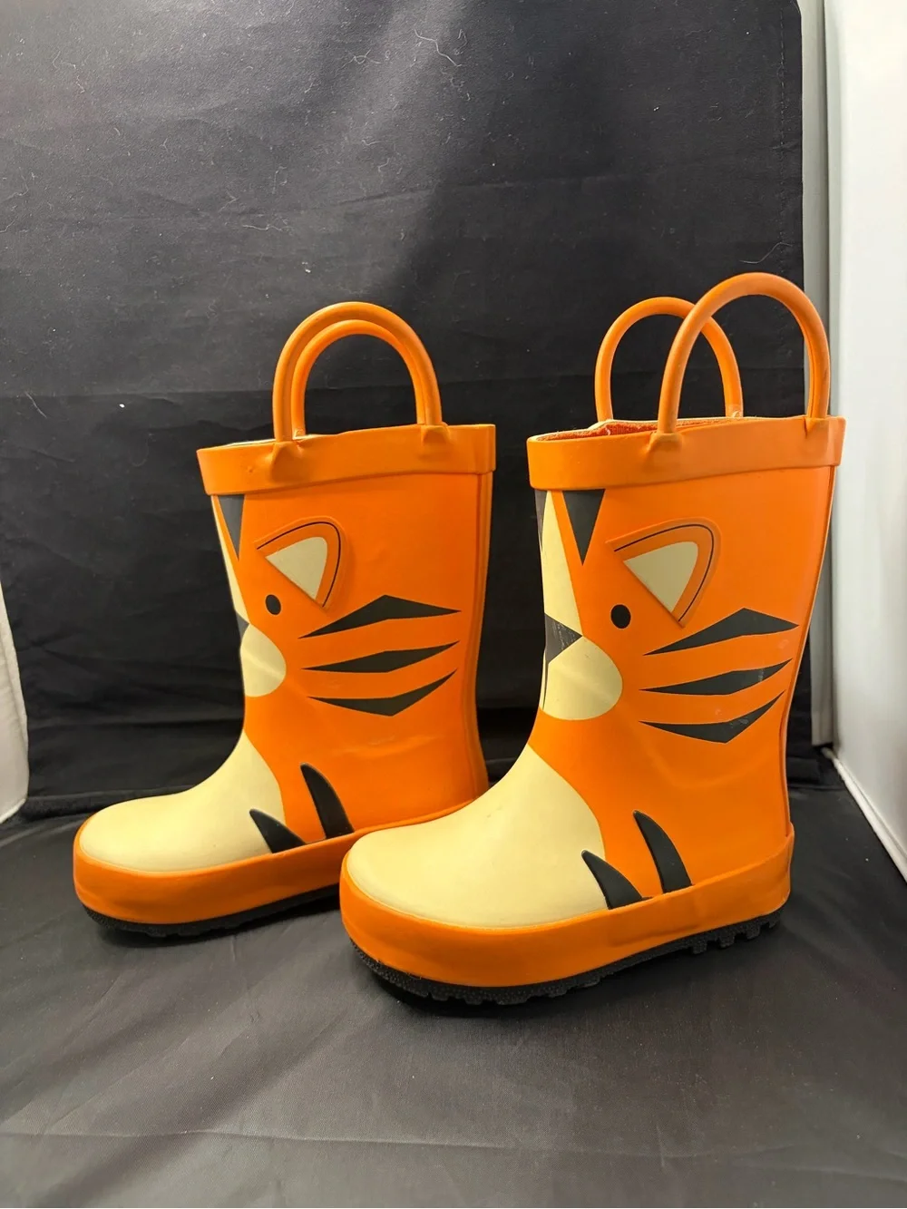 Cat & Jack Boy's (or Girls) Darling Orange Tiger Rain Boots Toddler Size 6